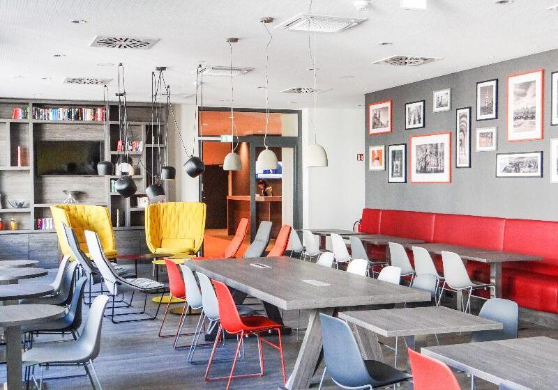 בית מלון כפרי Campanile Vienna South