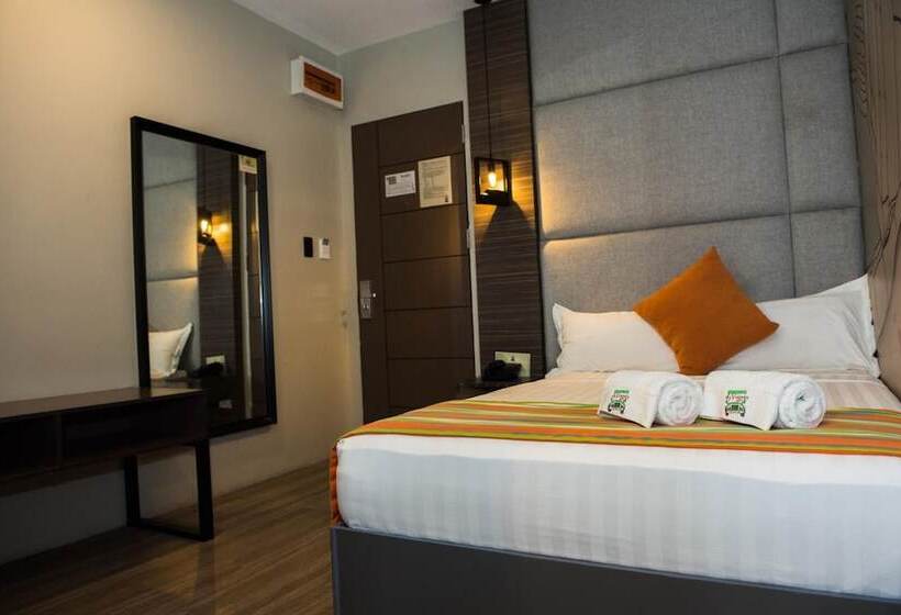 هتل Dy Viajero Transient