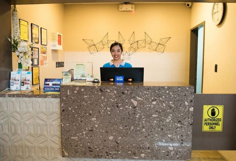 هتل Dy Viajero Transient