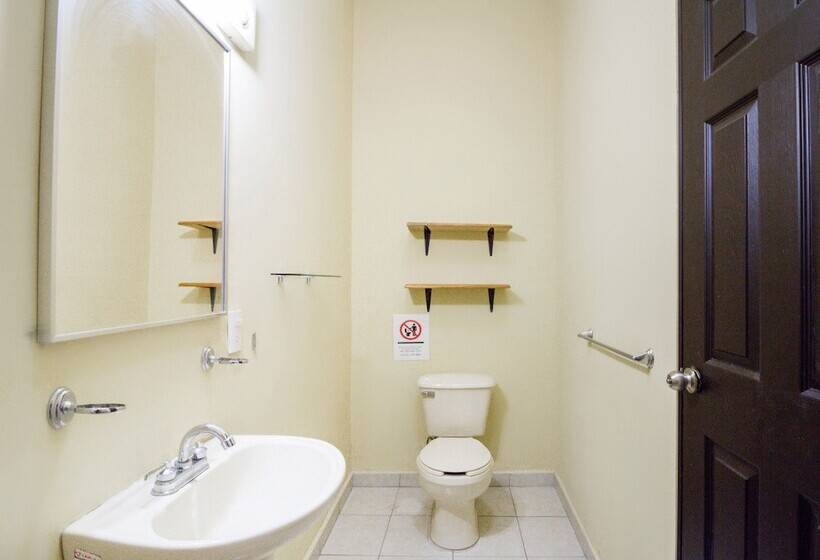 Отель Ecohabit Monterrey