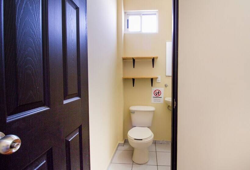 Отель Ecohabit Monterrey