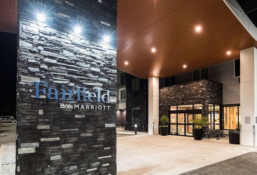 هتل Fairfield Inn & Suites By Marriott Penticton