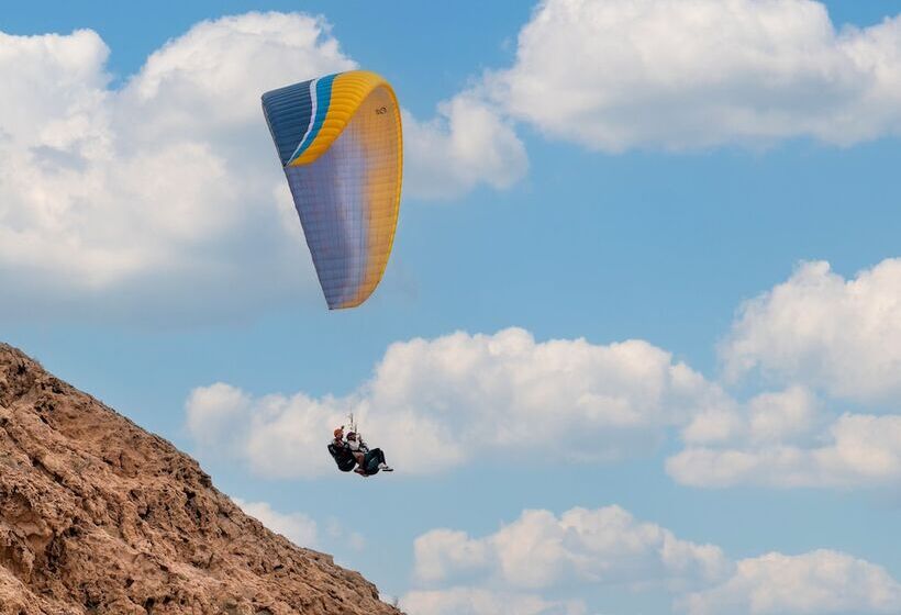 ホテル Al Badayer Retreat By Sharjah Collection