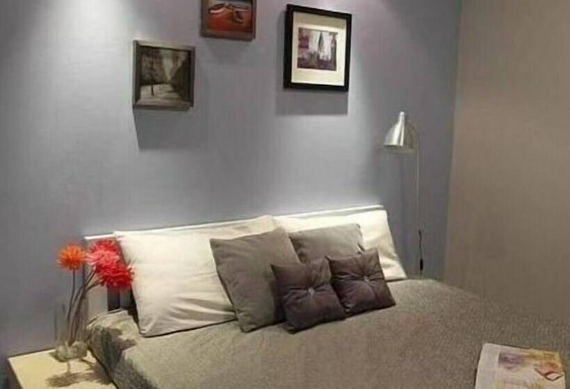 בית מלון כפרי Na Bangkok Residence By The Emerald