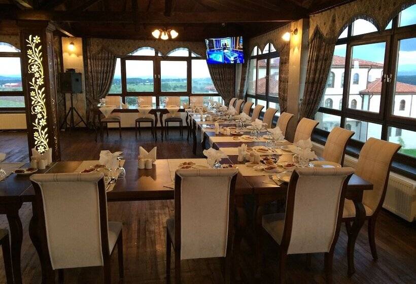 هتل Serife Baci Ogretmenevi Doga Kultur Koyu