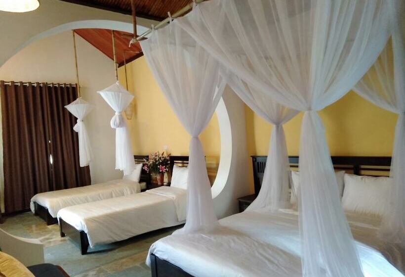 Mai Chau Rustic Home Hostel