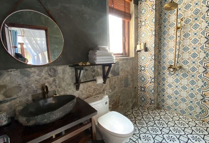 Mai Chau Rustic Home Hostel