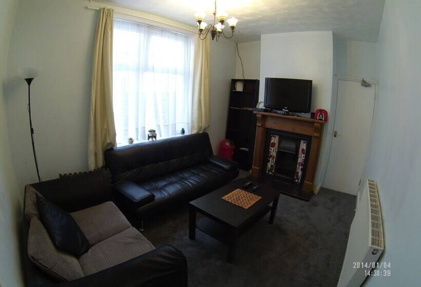 膳宿费 Radanks House