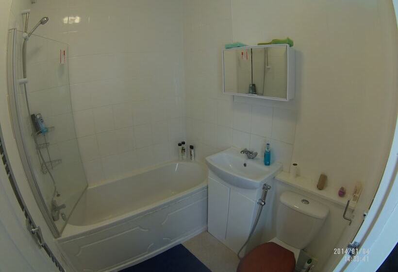 膳宿费 Radanks House