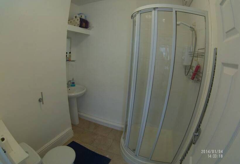 膳宿费 Radanks House