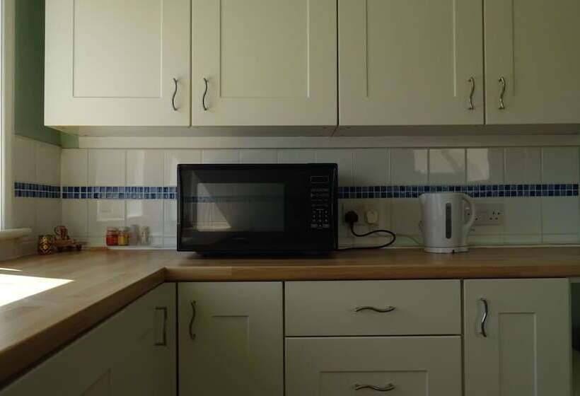 膳宿费 Radanks House