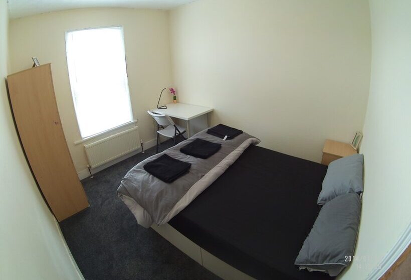 膳宿费 Radanks House