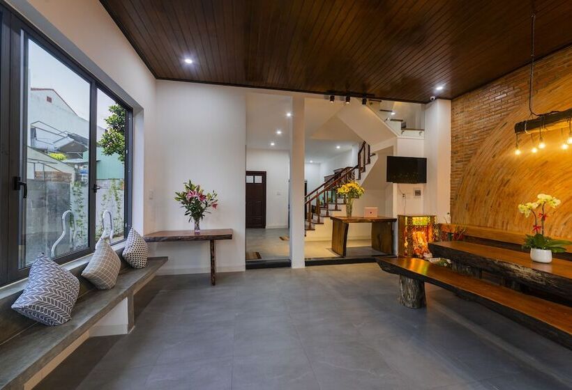 پانسیون The 1993 Homestay