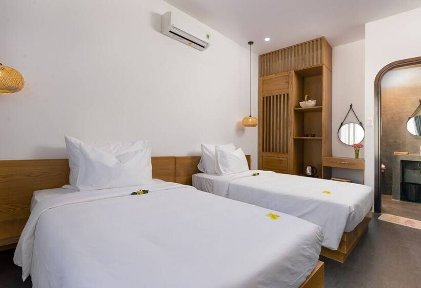 پانسیون The 1993 Homestay