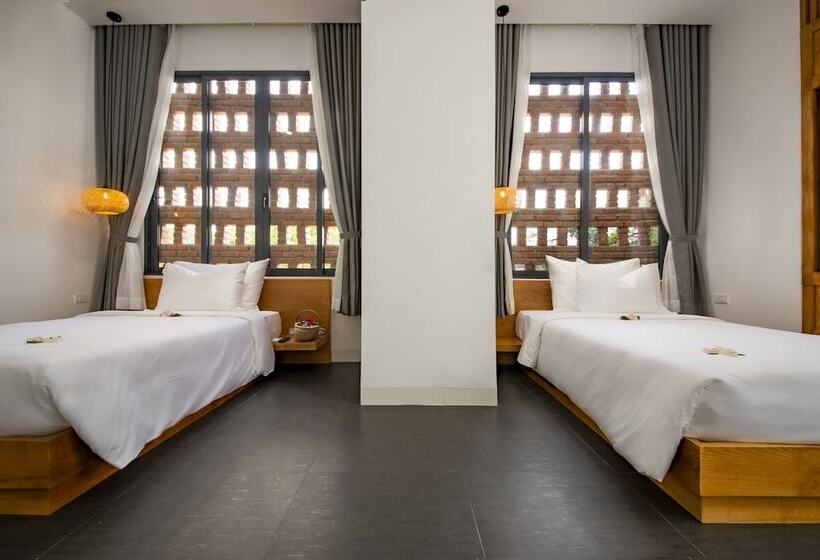 پانسیون The 1993 Homestay