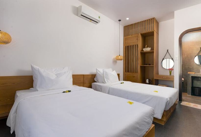 پانسیون The 1993 Homestay