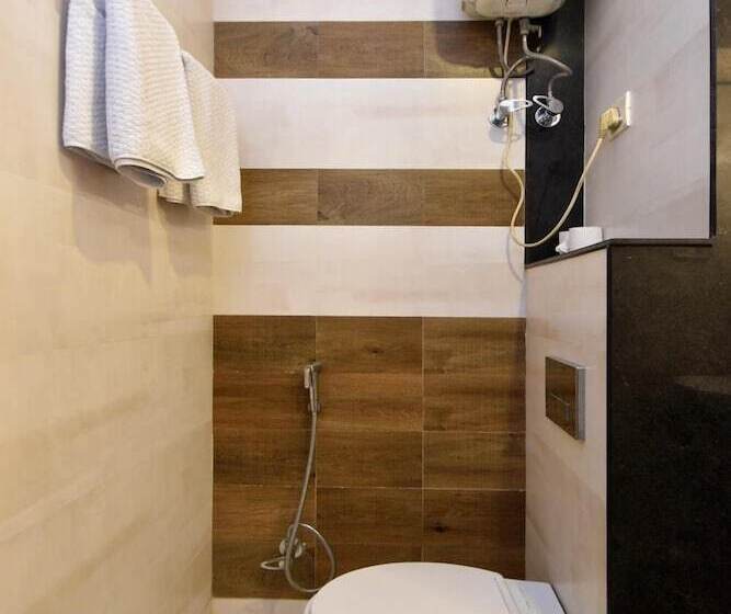 Pink Elephant Haveli   Hostel