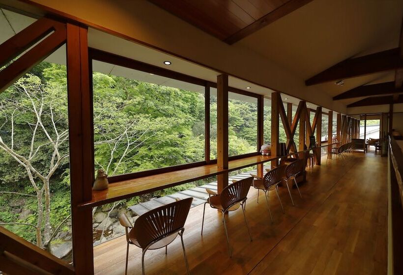 ريوكان Saga Ureshino Spa Shiibasanso