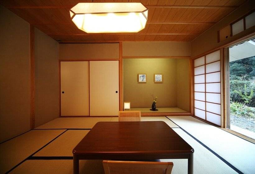 ريوكان Saga Ureshino Spa Shiibasanso