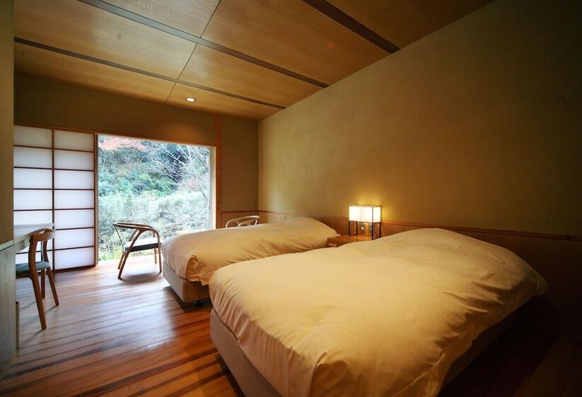 ريوكان Saga Ureshino Spa Shiibasanso