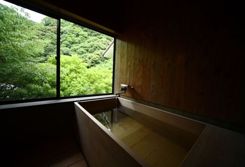 ريوكان Saga Ureshino Spa Shiibasanso