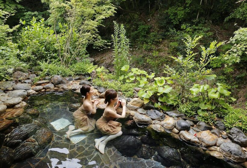ريوكان Saga Ureshino Spa Shiibasanso