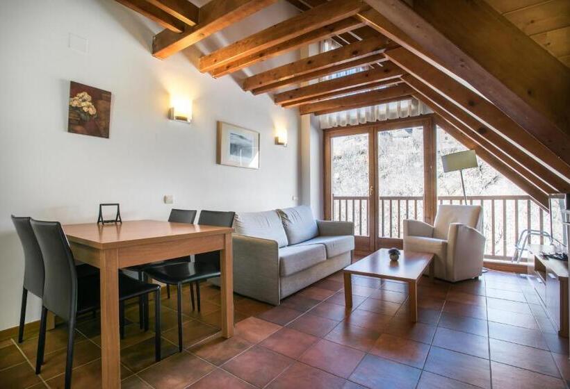 Apartamentos Snö Mont Romies Unhola