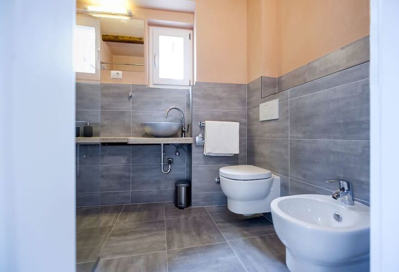 Apartment And Studio Ca’ 3 Vie