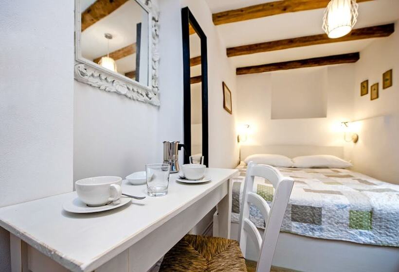 Apartment And Studio Ca’ 3 Vie