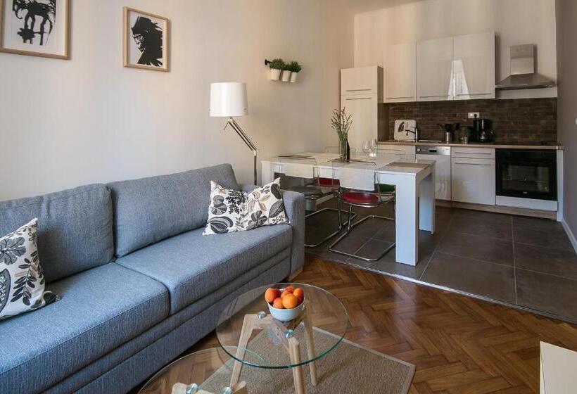 Apartments Bella Fiume