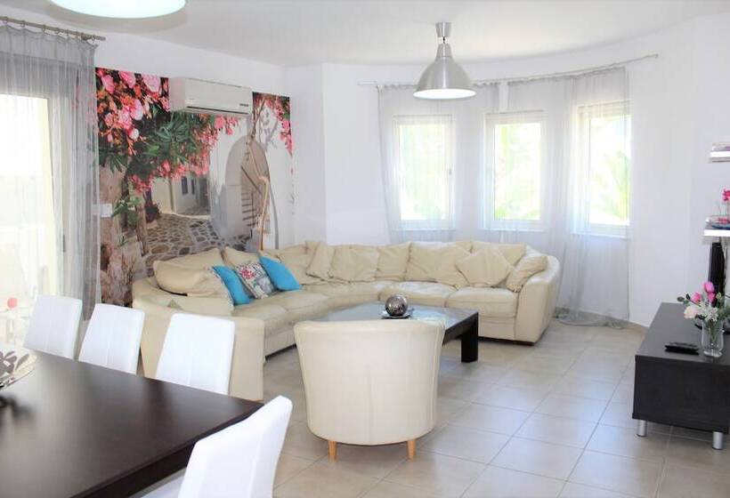 Avrora Villa Pv