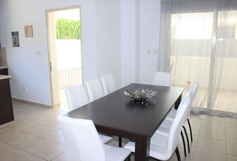 Avrora Villa Pv