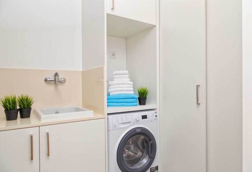 Best Villas   Park Ofir