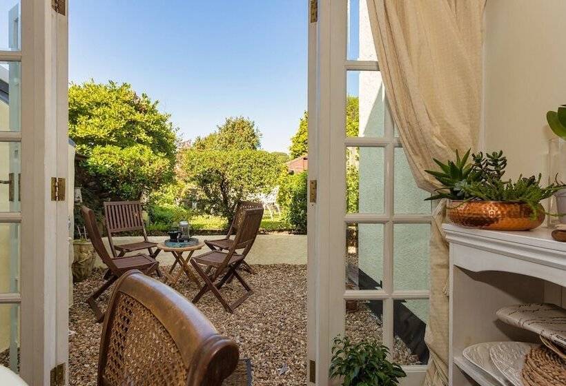 Braunton Magnolia Cottage 3 Bedrooms