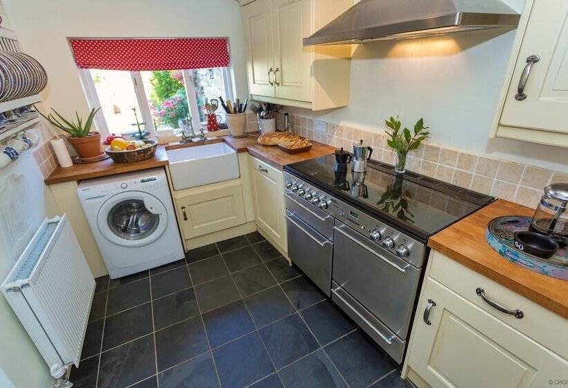 Braunton Magnolia Cottage 3 Bedrooms