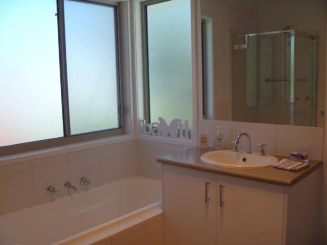 Cowes Holiday Haven Property 1