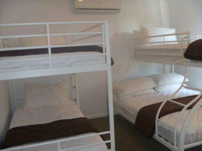 Cowes Holiday Haven Property 1