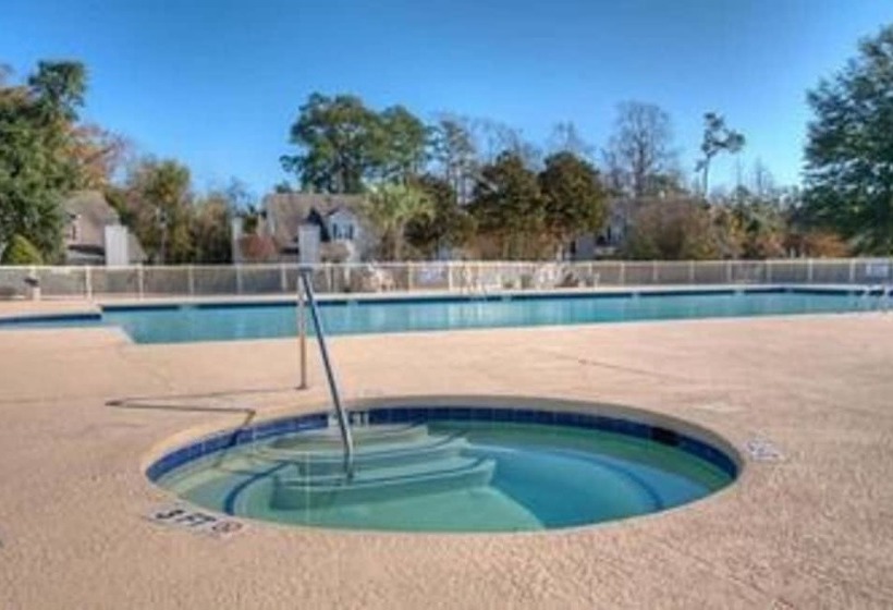 Fairway Oaks By Elliott Beach Rentals en North Myrtle Beach Destinia