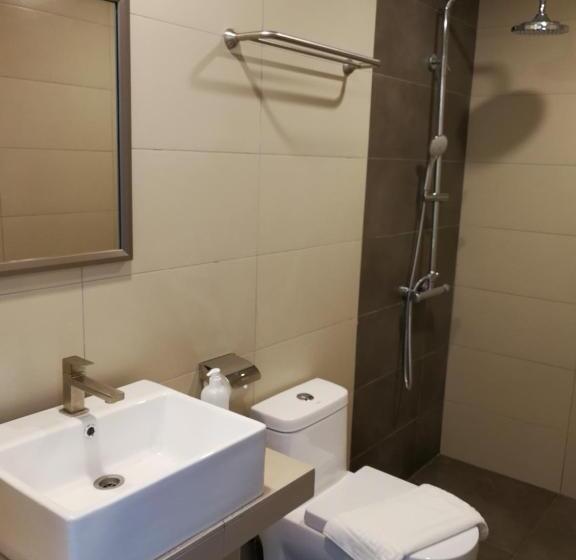 1 Orange Hotel Klia & Klia2