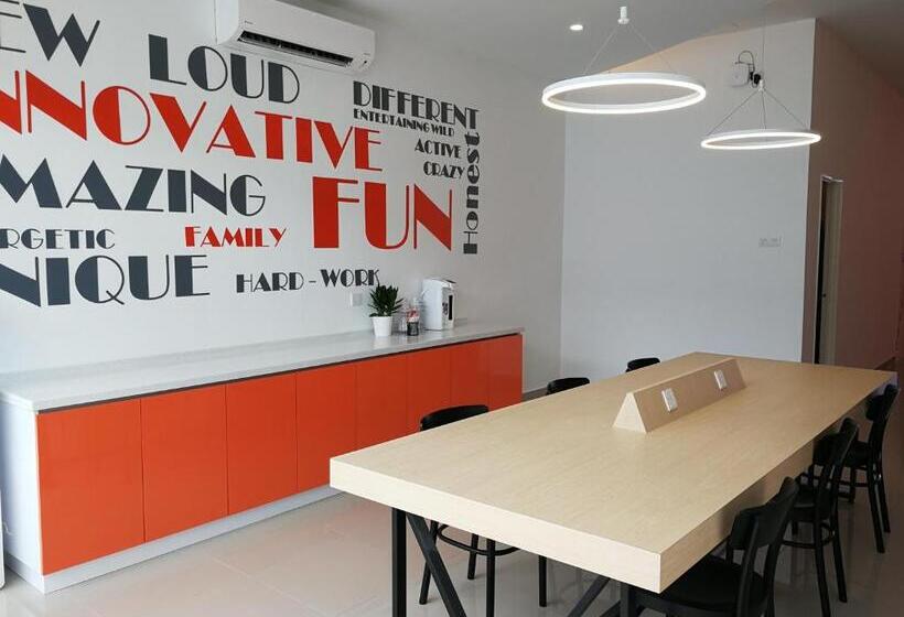 1 Orange Hotel Klia & Klia2