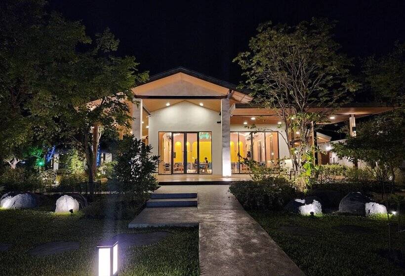 ホテル A Day In Phetchabun