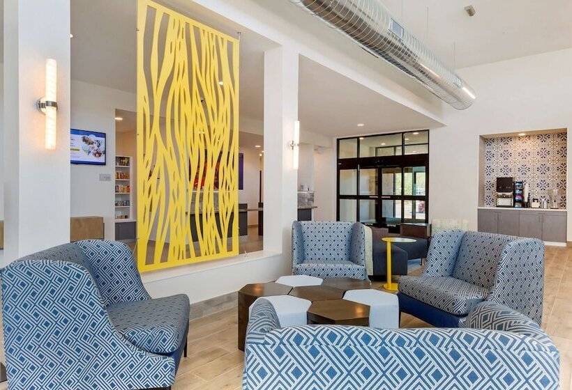 هتل Best Western Plus Executive Residency Phoenix North Happy Valley