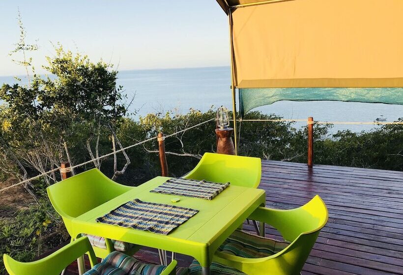 Отель Eden Bay Eco Lodge