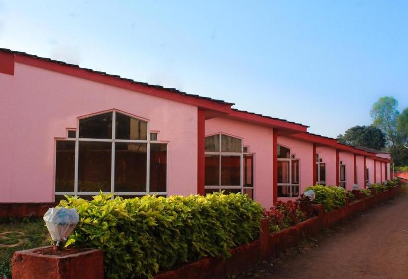 فندق Elysium Resort Panchgani