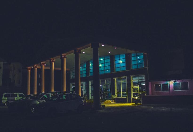 فندق Elysium Resort Panchgani