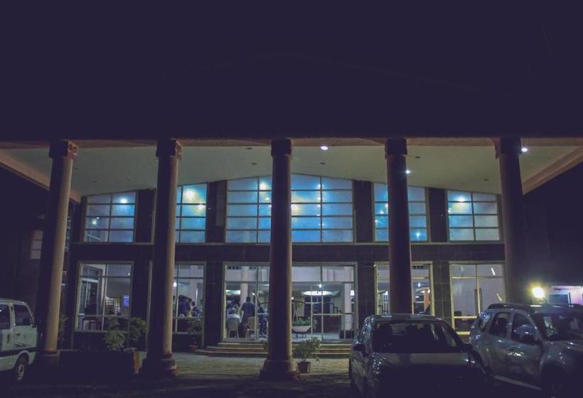 فندق Elysium Resort Panchgani