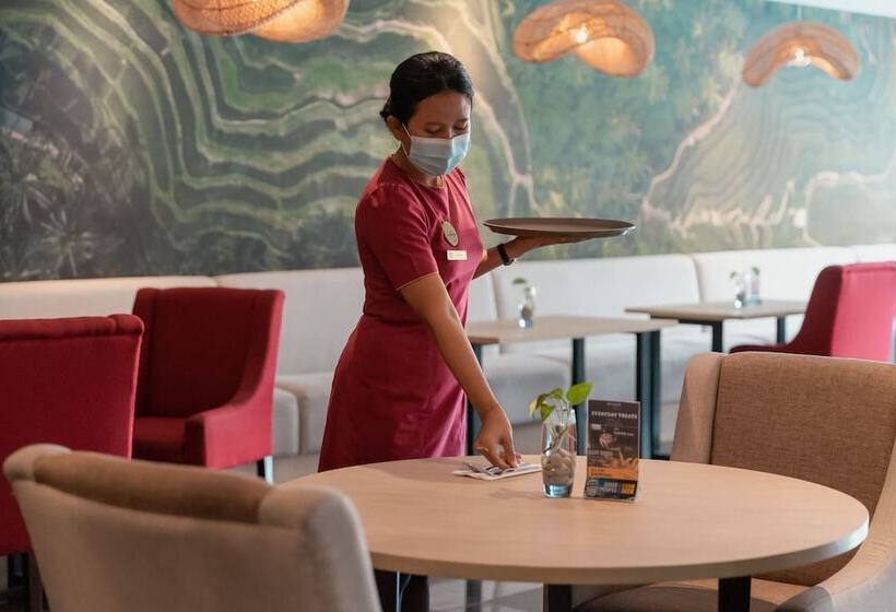 酒店 Four Star By Trans