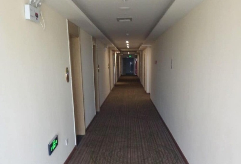 בית מלון כפרי Greentree Alliance Ningyida Hospital Yinchuan Bus Station