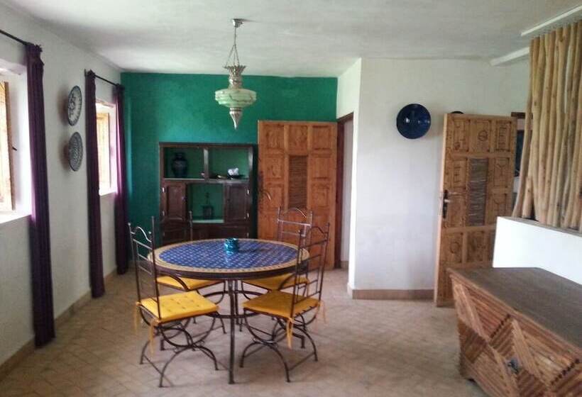 هتل La Clé Des Huiles