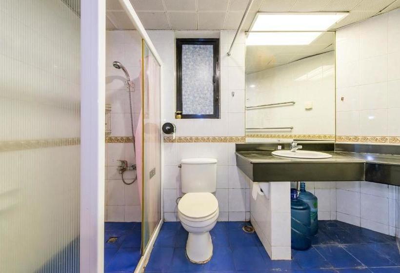 فندق Lee Home Youth Hostel